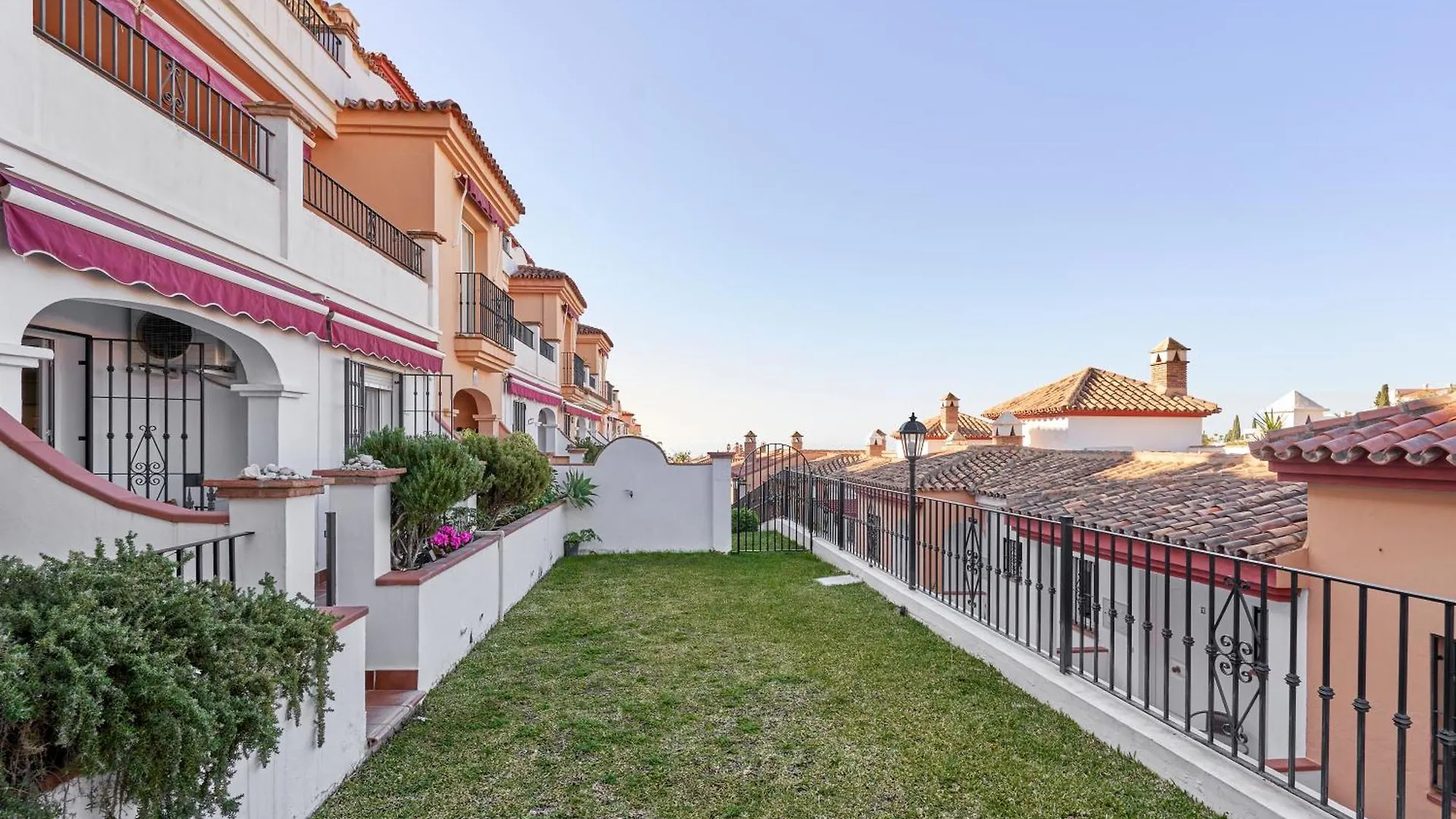 Superb Apartment Nerja
