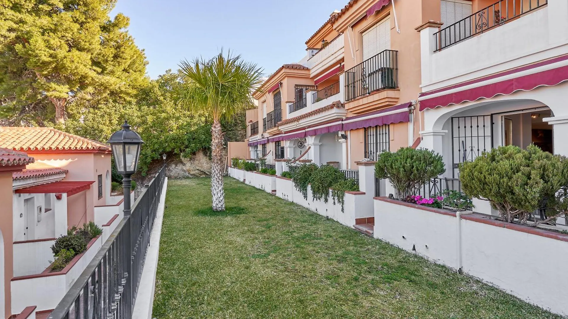 Superb Apartment Nerja