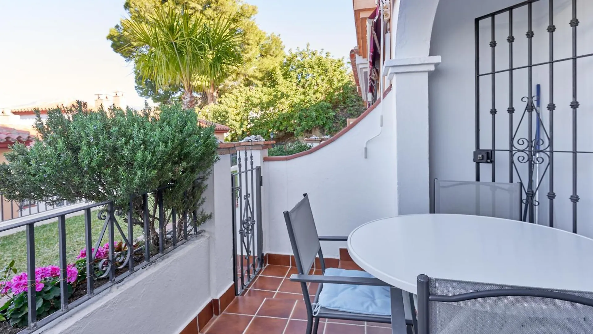 Superb Apartment Nerja